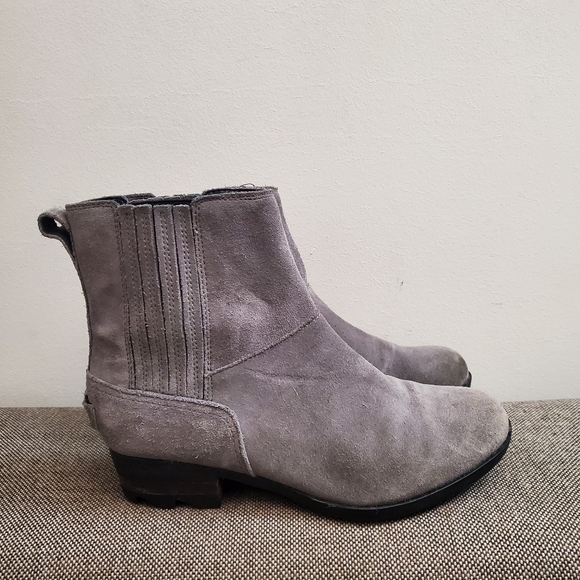 Sorel Lolla Cut-out Bootie Ankle Boots Gray NL3384-052 Sz 8.5 women's bo… - Picture 3 of 8